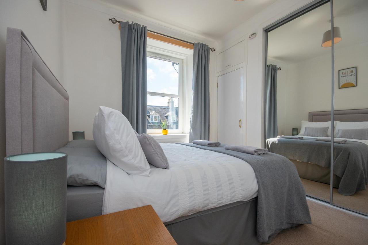 Dwellcome Home Ltd 1 Bed Apt, Half Mile To Union Street Yet Quiet, Free Parking, Fast Wifi, Ideal For Long Term Contractor, Etc Stays, Fully Equipped Kitchen, Regular Housekeeping Option - See Our Site For Assurance Aberdeen Buitenkant foto